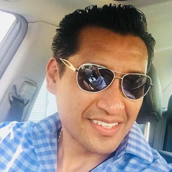 Meet your Posher, Marcelo - Picture 1 of 1